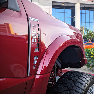Badges de remplacement personnalisés pour garde-boue pour le Ford® Super Duty® 2023+ - Entièrement personnalisables - LED