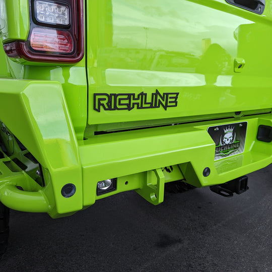 Emblème de texte personnalisé à une seule couche - Jusqu'à 12 caractères