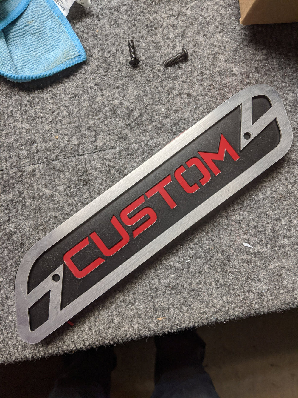 Custom Text Non-LED Hood Emblem Replacements - Fits 2019+ Ram® 5th Gen 1500