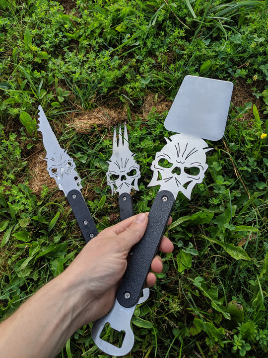 Ustensiles de barbecue en forme de crâne - Ensemble de trois